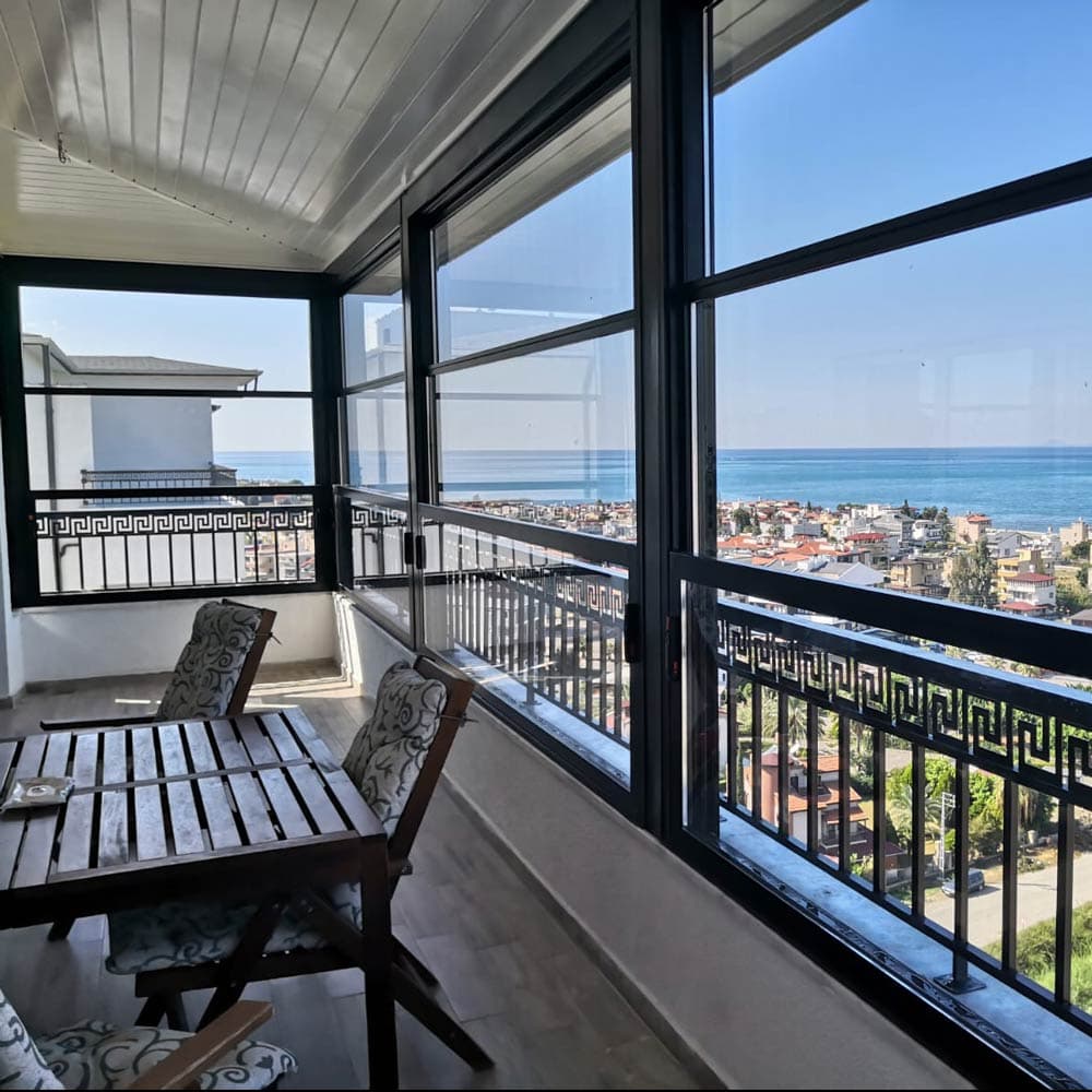 Giyotin Cam Balkon